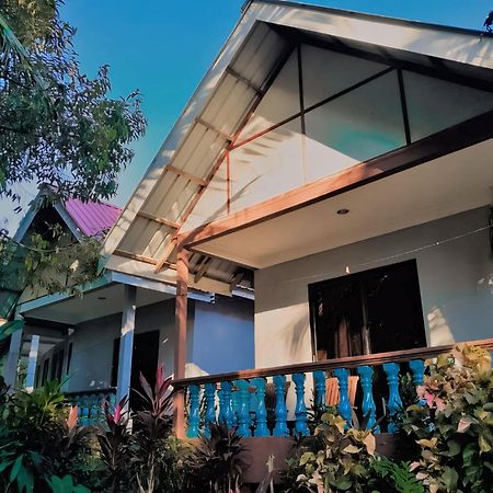 Fiqthya Chalet & Cafe Kampong Ayer Batang Kültér fotó
