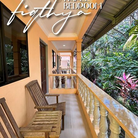 Fiqthya Chalet & Cafe Kampong Ayer Batang Kültér fotó